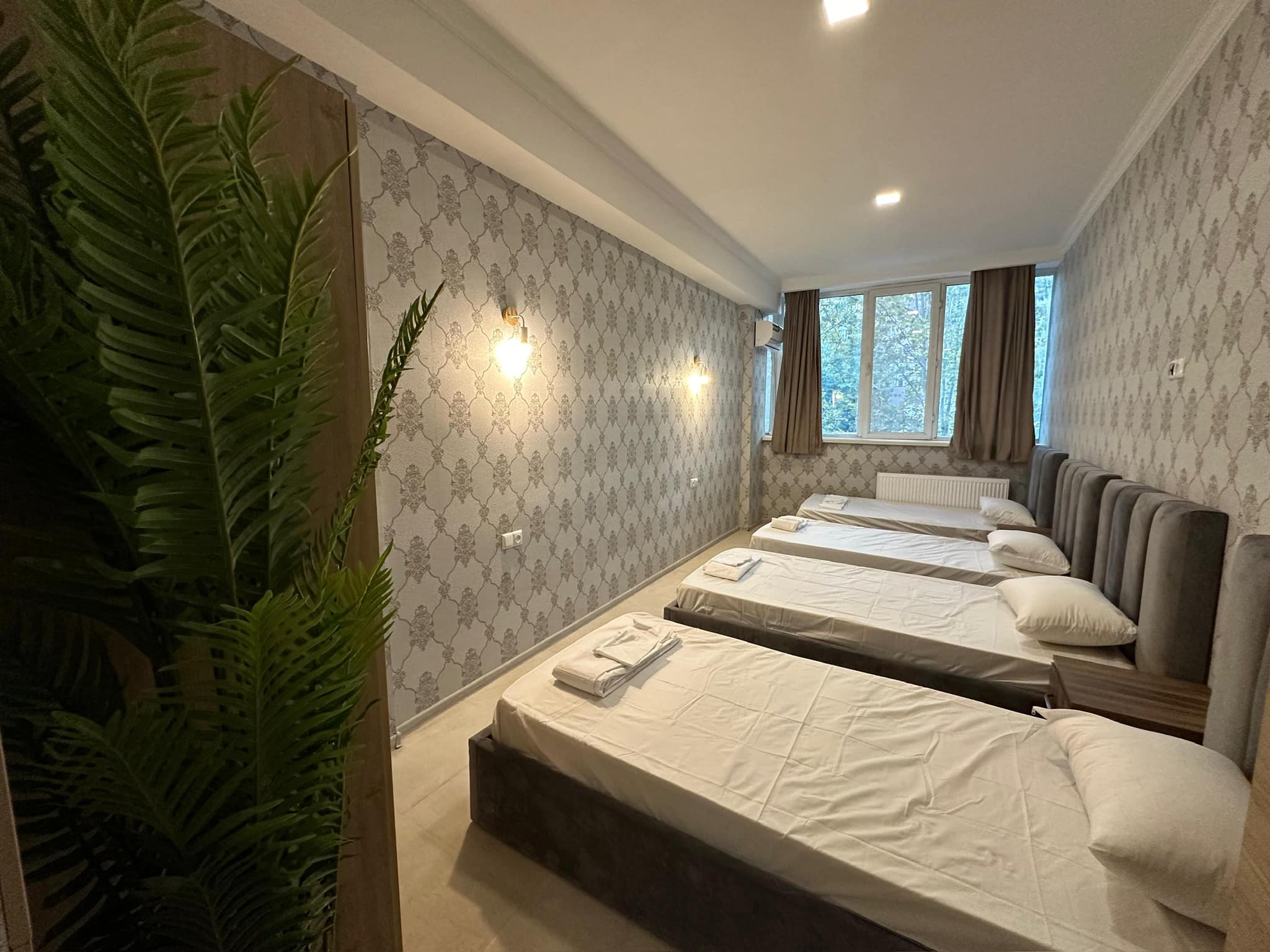 Sterling Hostel Exterior